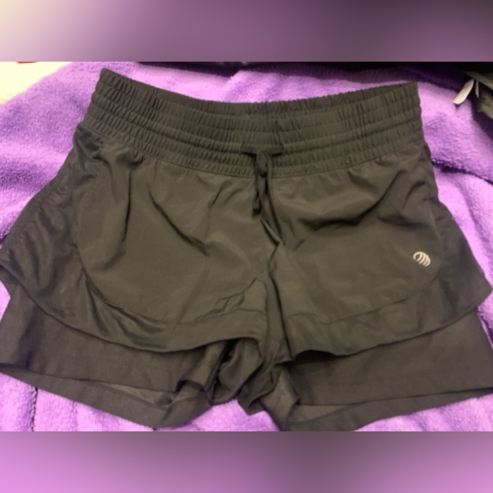 MPG women’s Medium Black shorts. Preloved in great condition.